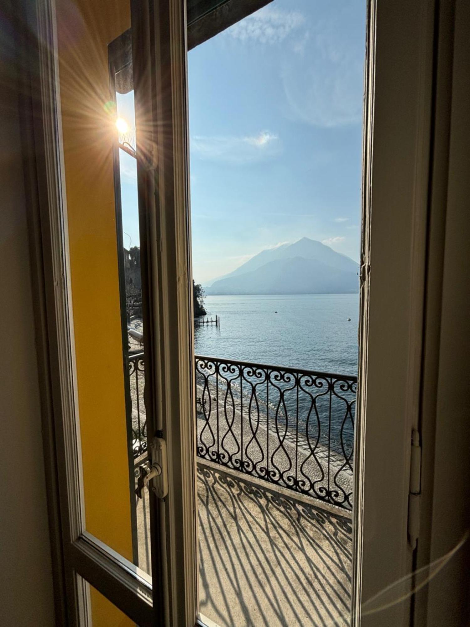 Varenna Caffe Apartment Bagian luar foto